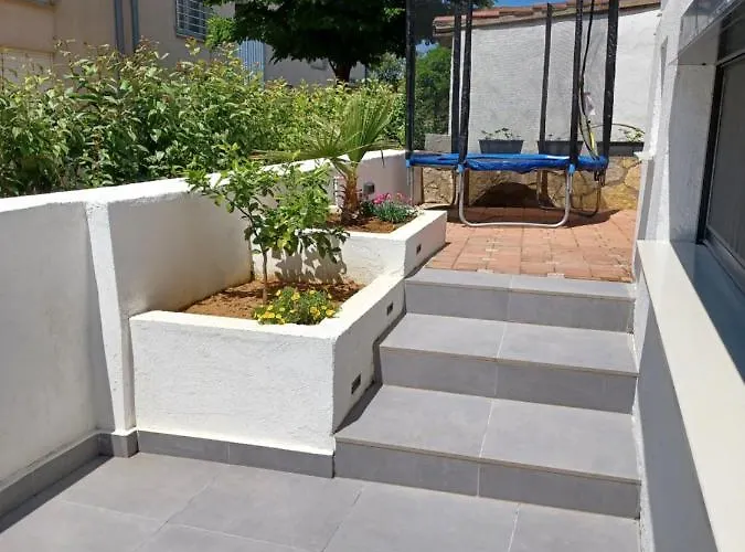 Lunaris זאדאר