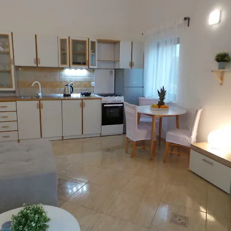 Lunaris * Zadar